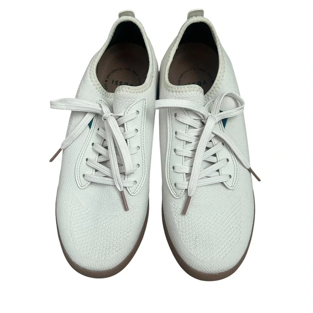 Vessi Weekend Sneaker White Gum Sole Waterproof Knit Shoes Womens 9